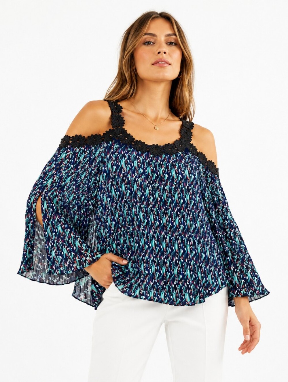 Kate & Mallory Blue Multi Cold-Shoulder Floral-Trim Pleated Blouse XL